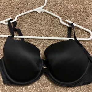 Black,34D size,Victoria secret bra used rarely